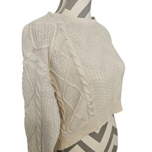 Ivory Cropped Cable Knit Sweater Size small Coastal Preppy‎